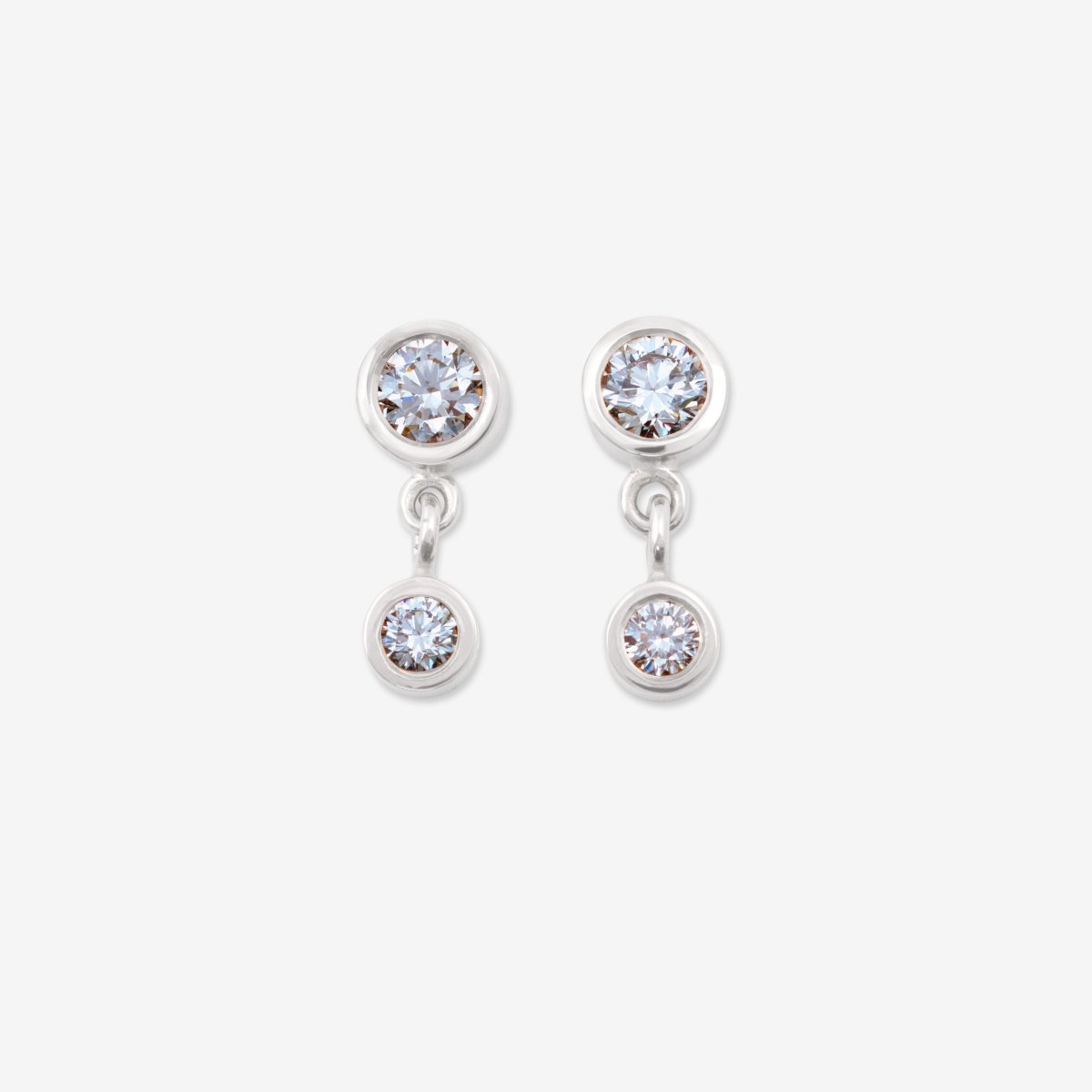 Tiny Dancer örhängen ”Duo” – 18k vitguld, diamanter - Bild 2