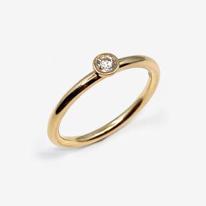Tiny Dancer enstensring – 18k guld, diamant 0.10ct