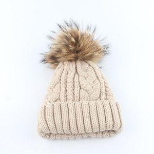 Fleece mössa med pompom